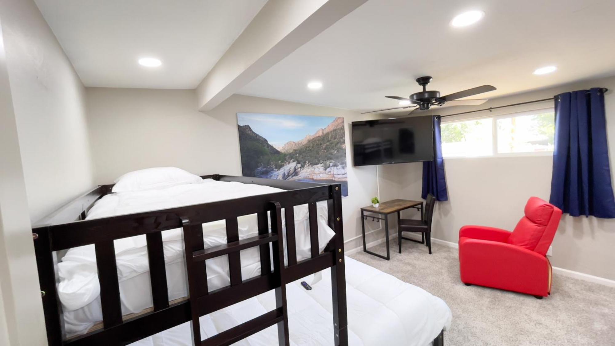 Private Home - Heated Pool, Billiards, Darts, Foosball, Fireplace, 5 Smart Tvs, Bbq, Cotton Bedding - The Saguaro Sanctuary, Pool Heat Optional Tucson Buitenkant foto