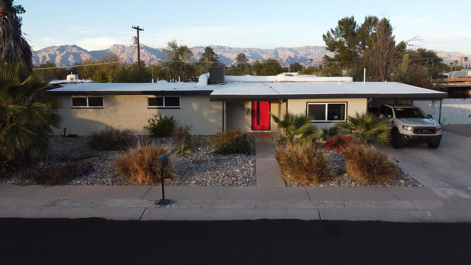 Private Home - Heated Pool, Billiards, Darts, Foosball, Fireplace, 5 Smart Tvs, Bbq, Cotton Bedding - The Saguaro Sanctuary, Pool Heat Optional Tucson Buitenkant foto